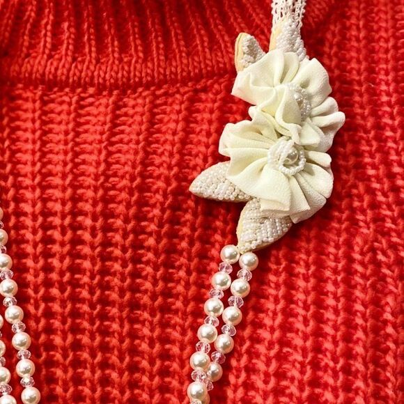 Ivory Pearl Double Row Crochet Seed Bead Floral Statement Necklace NWT - Picture 3 of 5